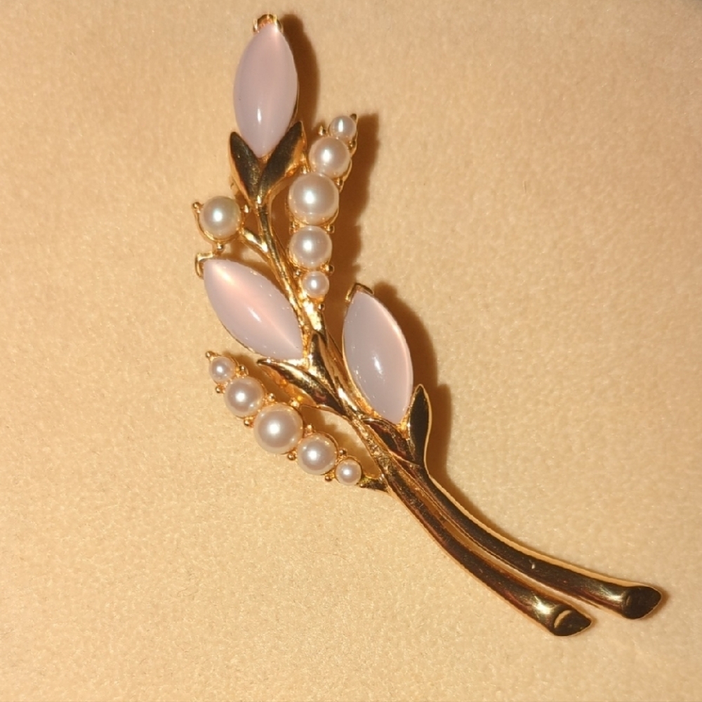 Trifari TM Pink and Gold Floral Brooch with Rhinestones